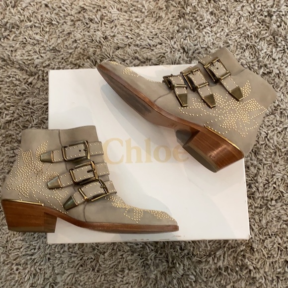 Chloe Susanna Boots Booties in Ash / Gray Suede - Picture 12 of 15